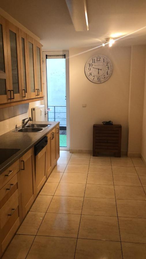 Lovely Two Bedroom Apartment With Free Parking Antwerpen Eksteriør bilde